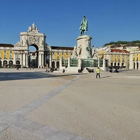 - Patio Da Galega * Lisboa